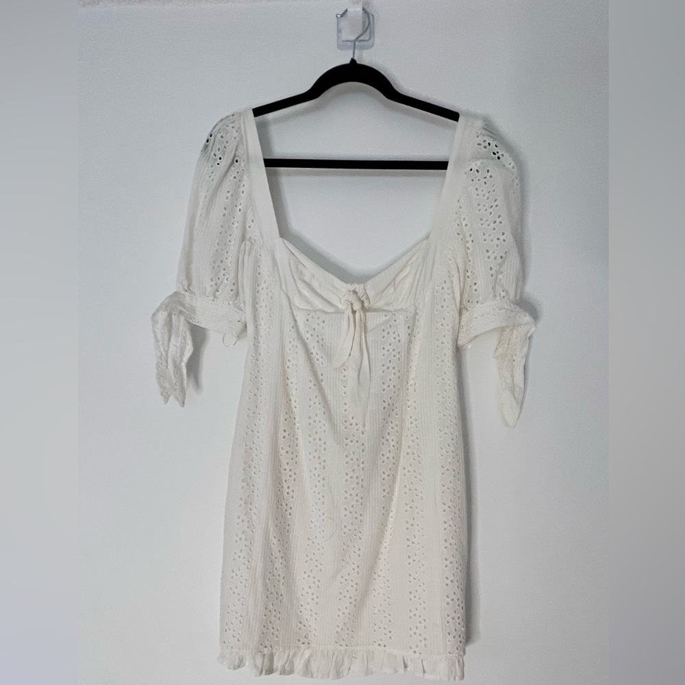 LUNA B | WHITE | SIZE LARGE